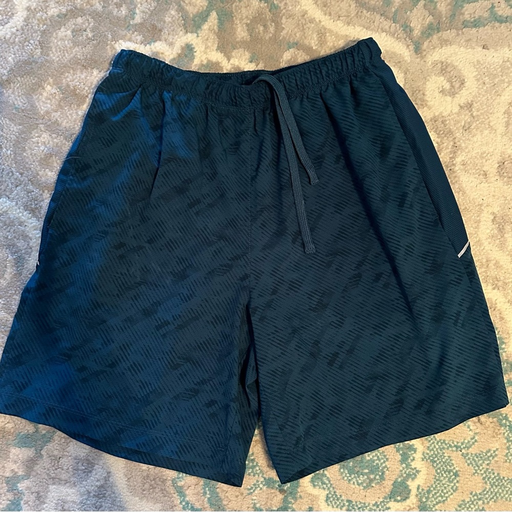 Men's Medium Asics Marine Blue Shorts